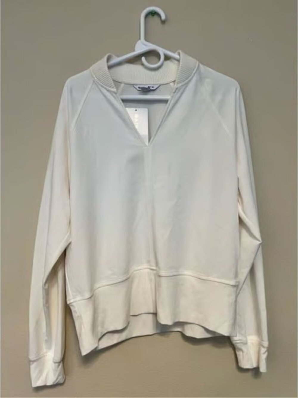 Athleta Magnolia White (Ivory) Eastbound Sweatshirt Large